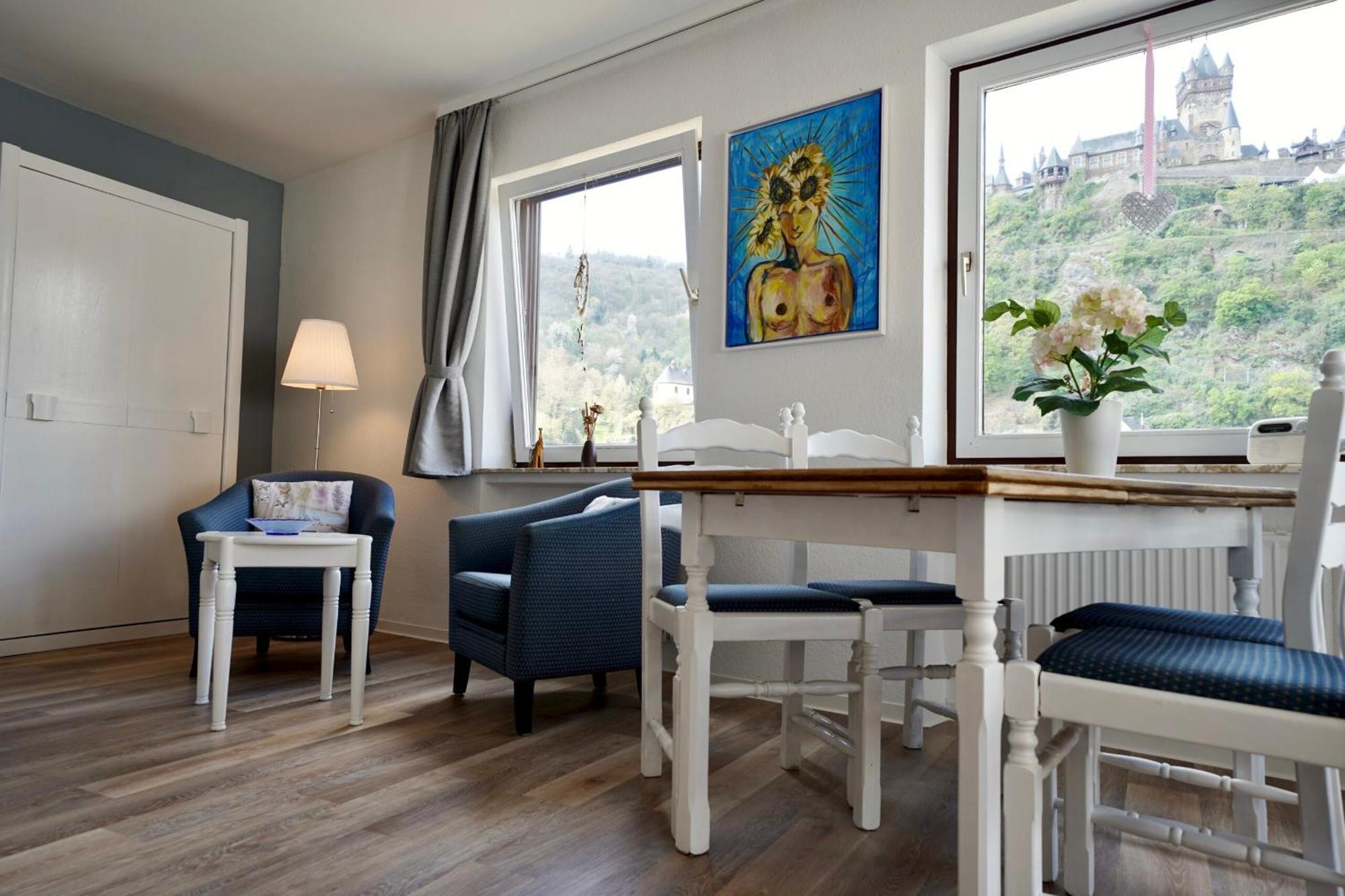 Apartments Haus Daniela Cochem Oda fotoğraf
