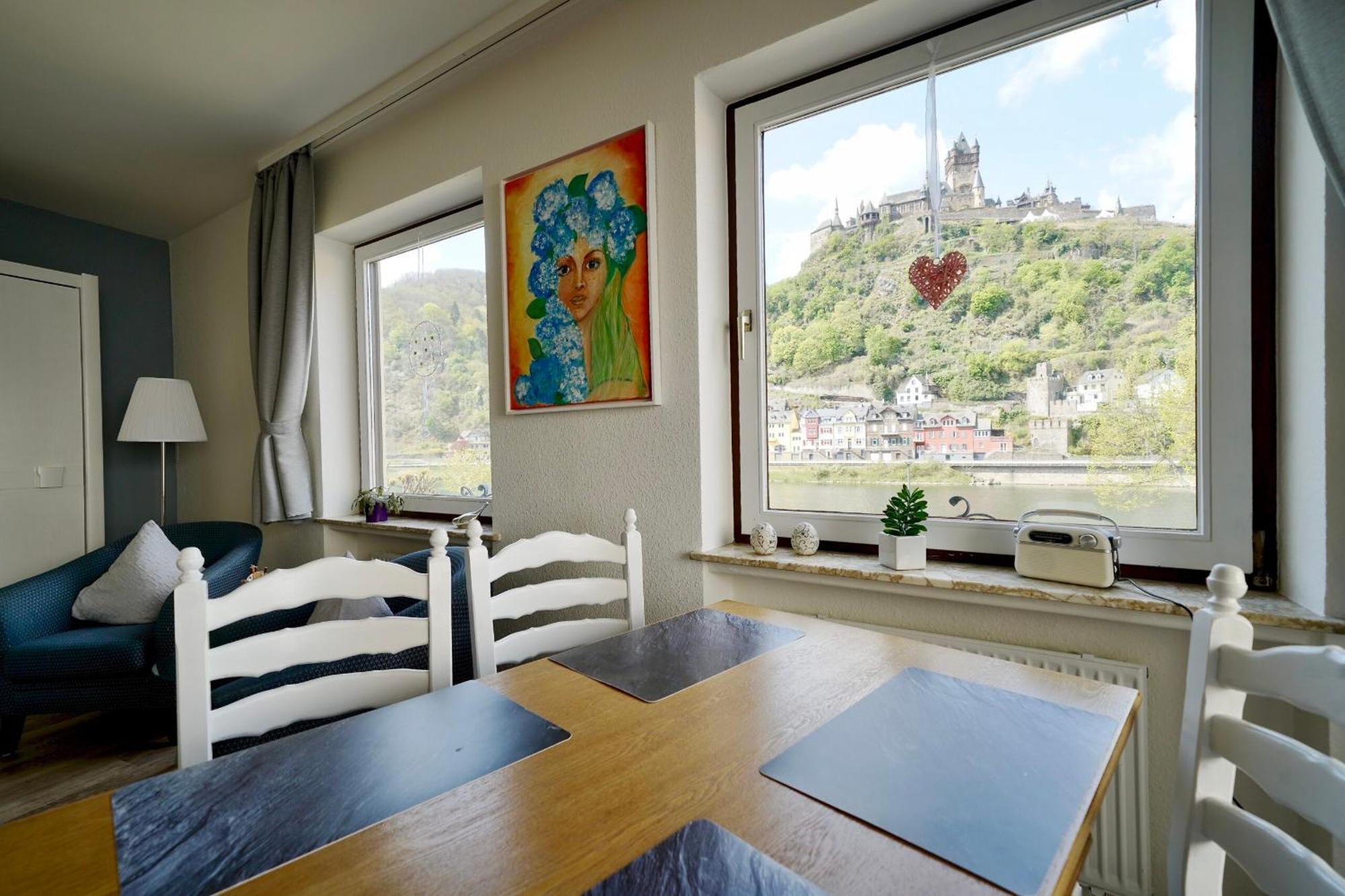 Apartments Haus Daniela Cochem Oda fotoğraf